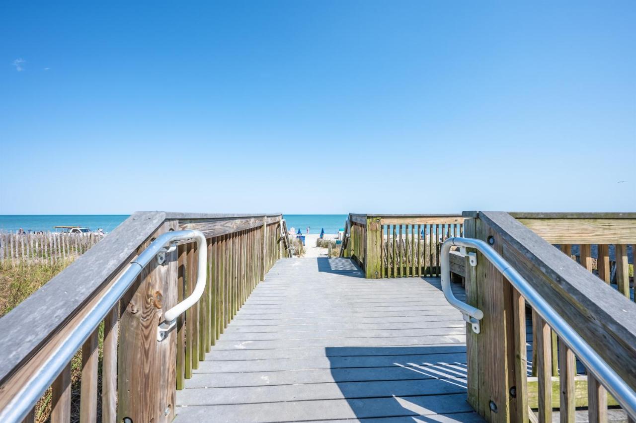 Direct Oceanfront View W Pools High Floor Studio Myrtle Beach Exteriör bild