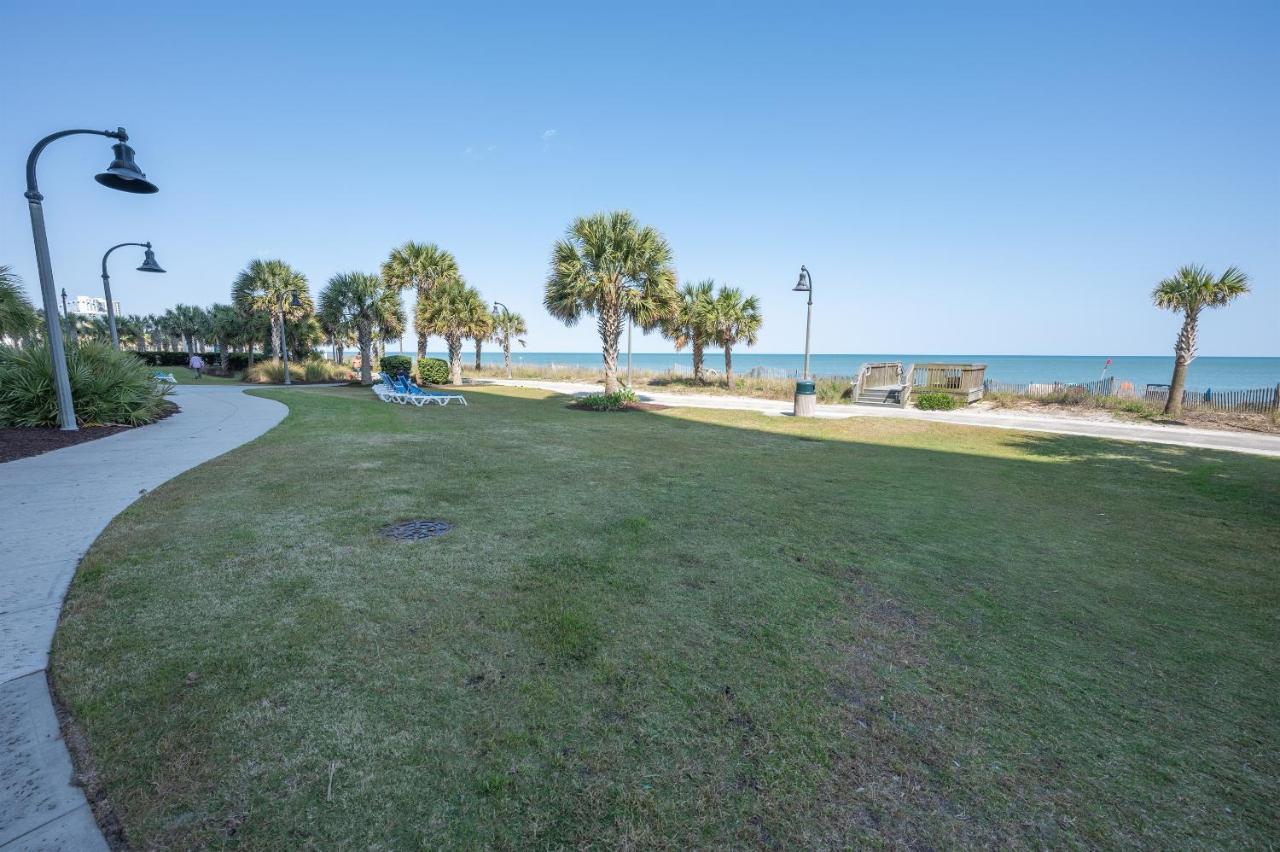 Direct Oceanfront View W Pools High Floor Studio Myrtle Beach Exteriör bild