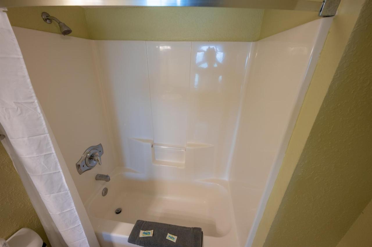Direct Oceanfront View W Pools High Floor Studio Myrtle Beach Exteriör bild